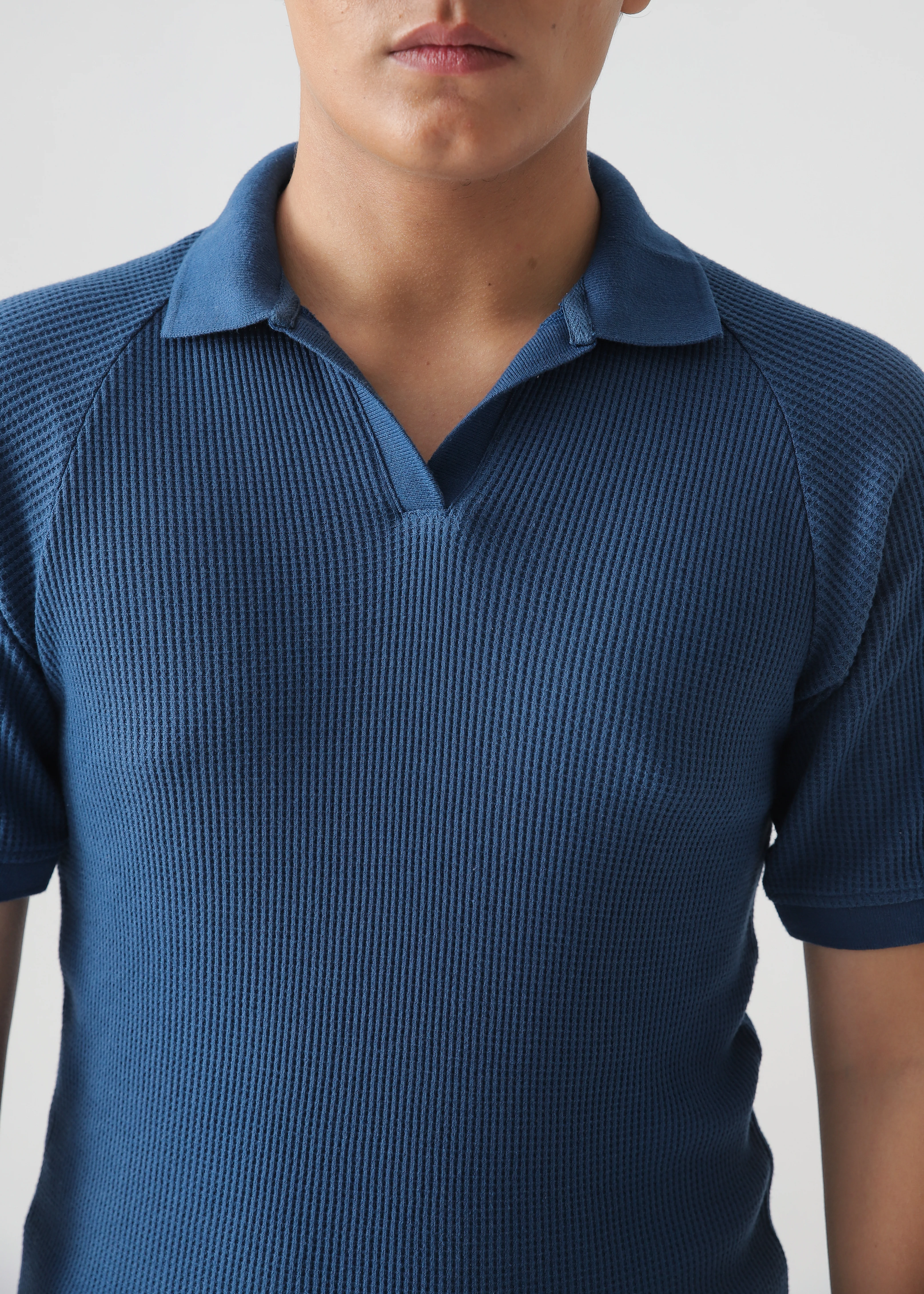 TEXTURED POLO | OXFORD BLUE - Image 3