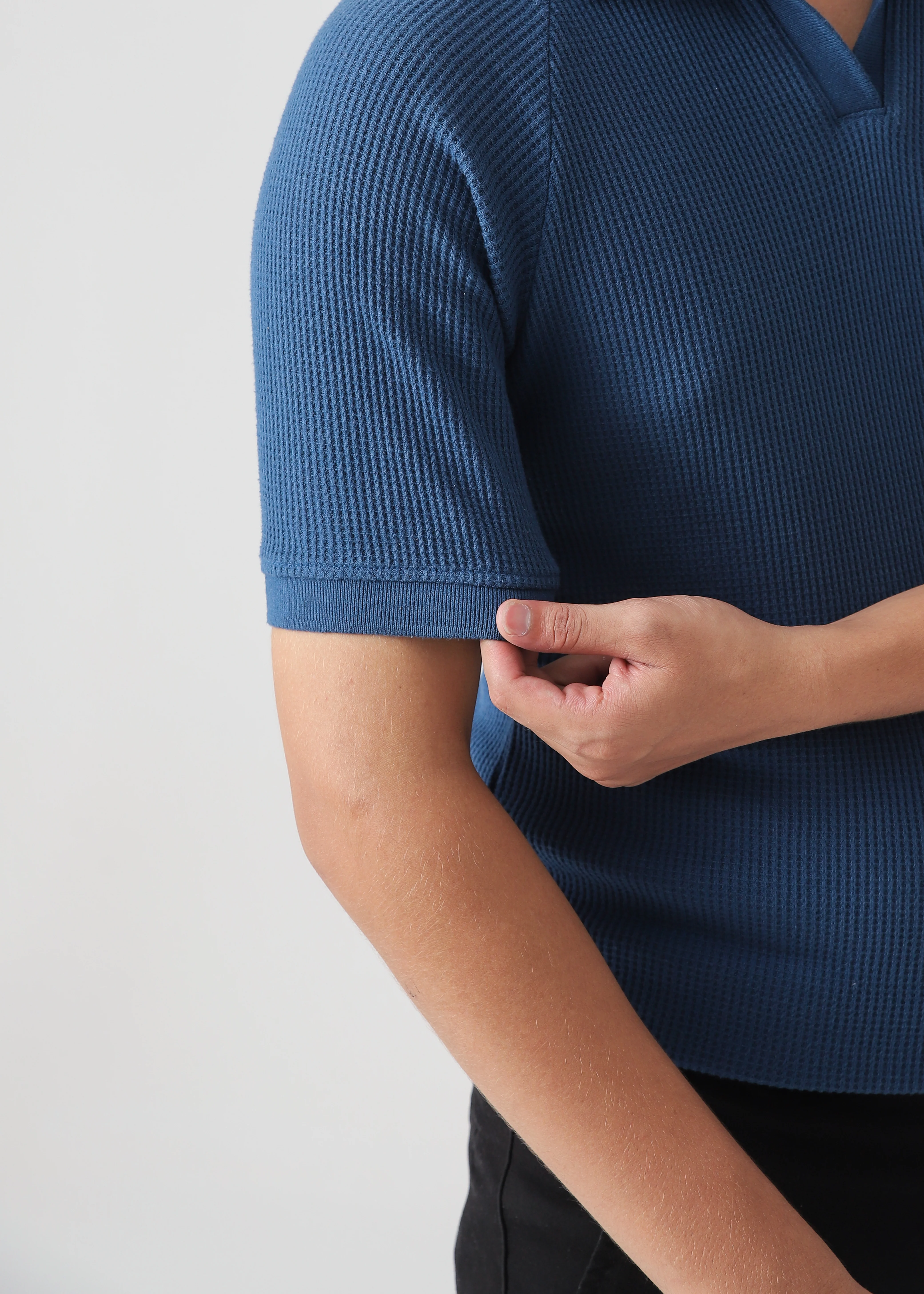 TEXTURED POLO | OXFORD BLUE - Image 4
