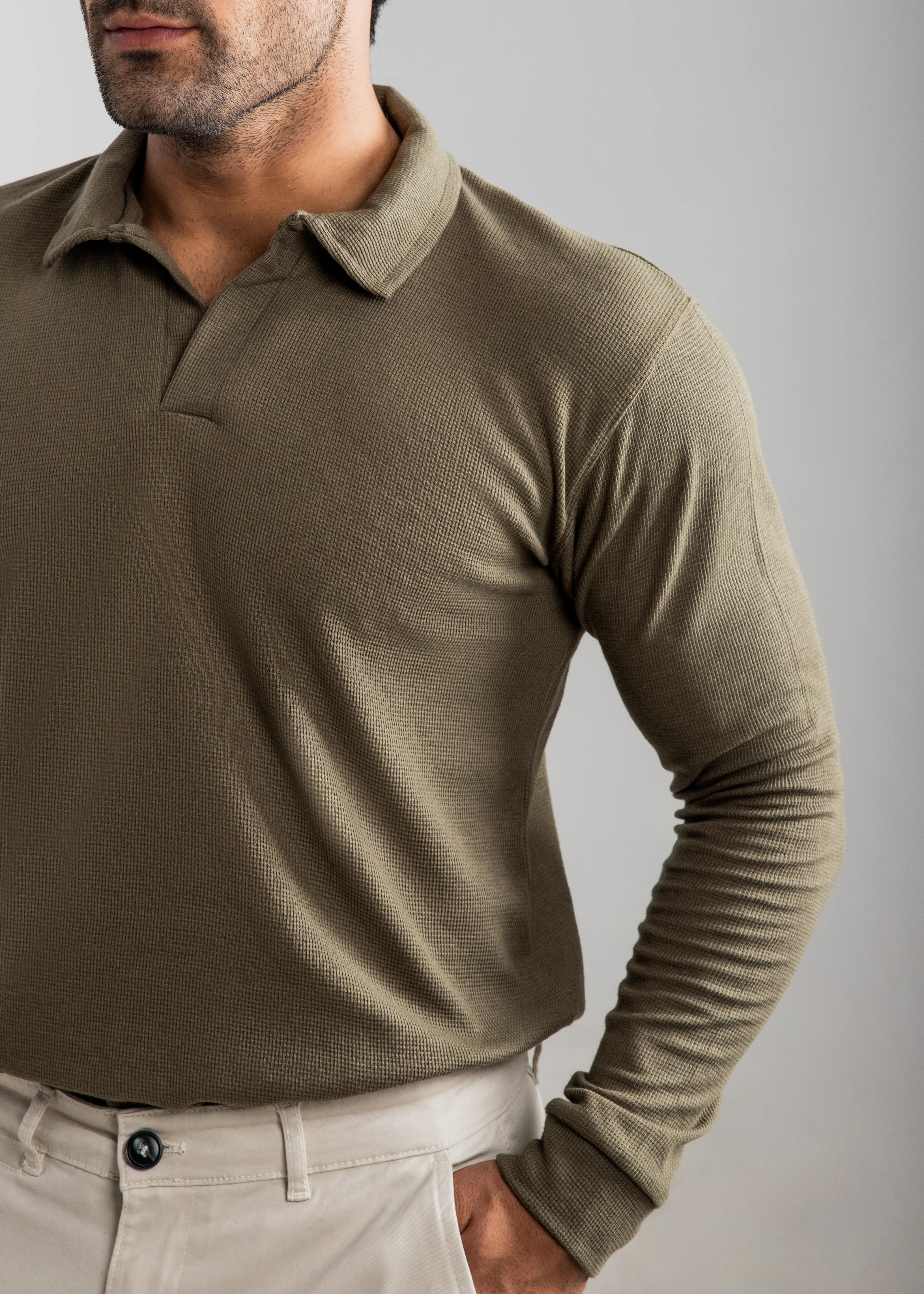 TEXTURED POLO SHIRT | OLIVE - Image 3